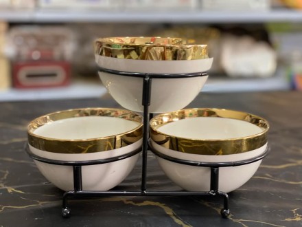 ستاند بوفيه ذهبي